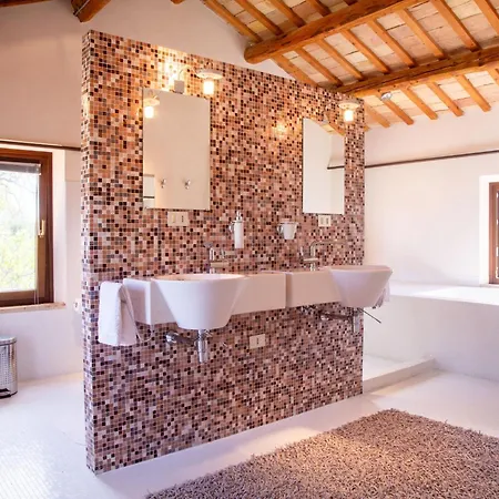 Σπίτι διακοπών Gelso Mit Pool- Sauna Und Atemberaubender Aussicht By Interhome